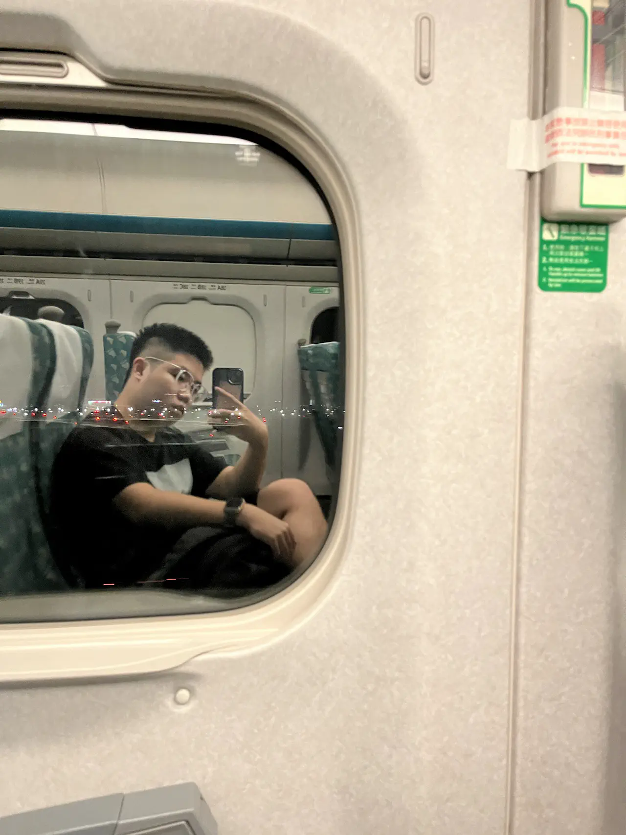 好久沒搭高鐵了